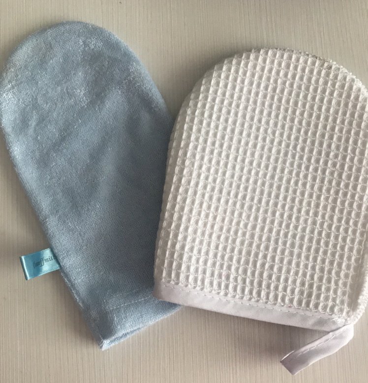 I’ve been putting the much hyped Cleanse off Mitt up against the Penneys Come Clean Mitt! Want to see the results click to read! Be warned there are some fairly yuk results pics in there🤢 honestlyceline.wordpress.com/2018/08/11/cle…