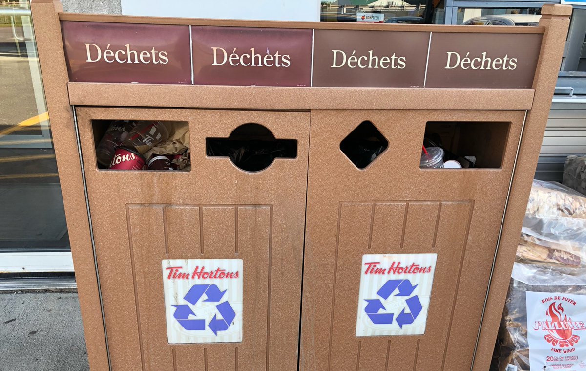 Hey shame on you w fake recycling station  #TimHortons #greenwashing #Recycling101 #savetheplanet #realtrash (déchets = trash)