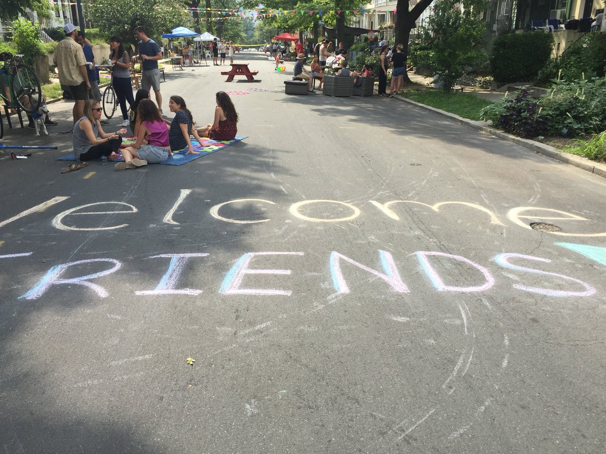 SirMannyG's tweet image. The ☀️is shining on the Shepherd Street Block Party! #Ward4Proud #Petworth @CMBrandonTodd