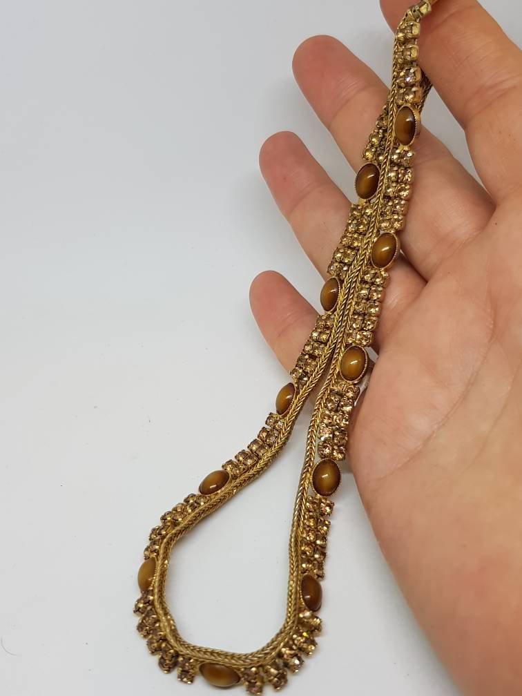 justgemzs's tweet photo. Vintage necklace rhinestone  champagne coloured  rhinestone &amp; golden stones gift for her wedding necklace special occasions https://t.co/1Vpd9ZkQ7K  #RhinestoneNecklace https://t.co/3cHO4OSJLF