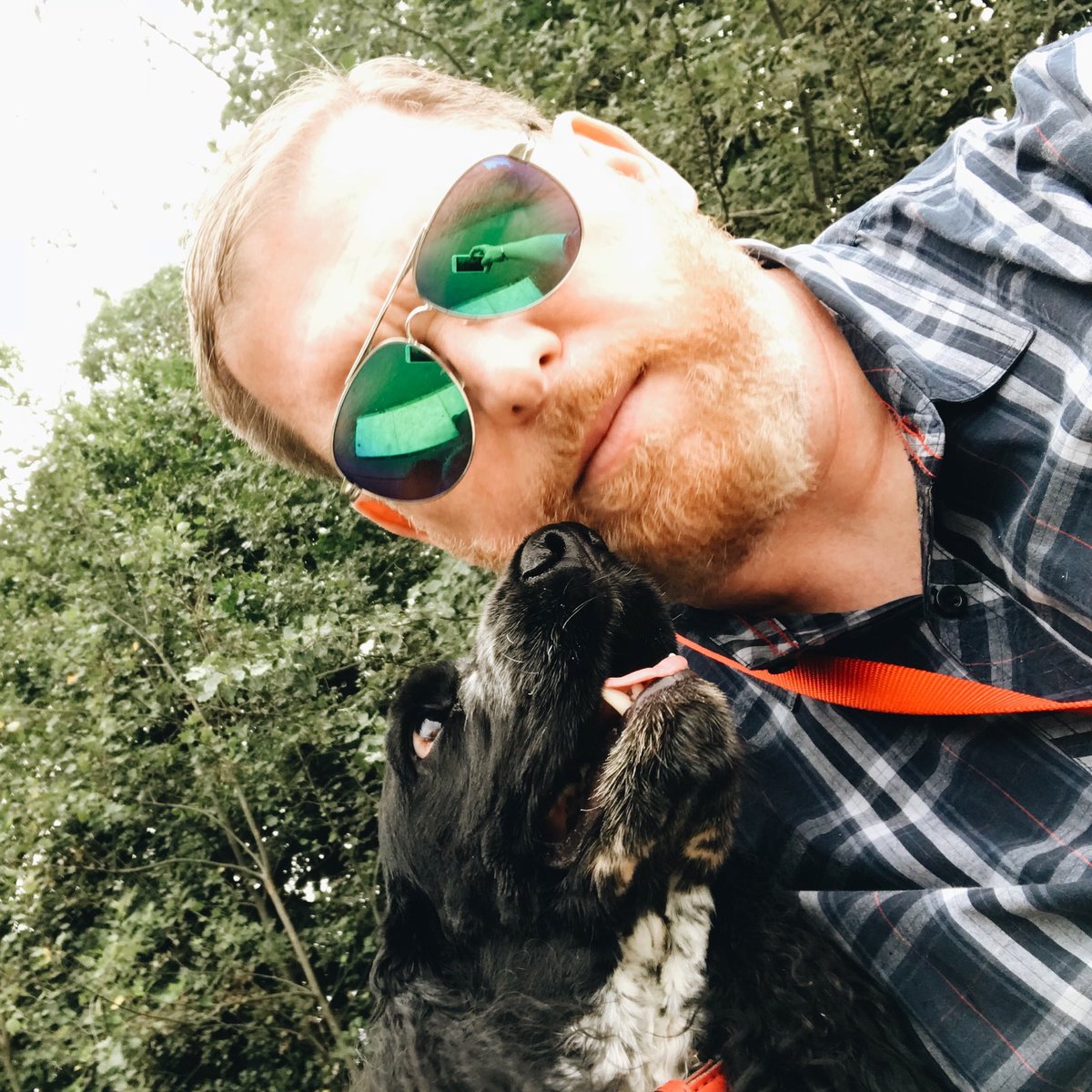 djcoombs's tweet photo. Hanging with the pup #woofweekend https://t.co/XY55PRYgj1