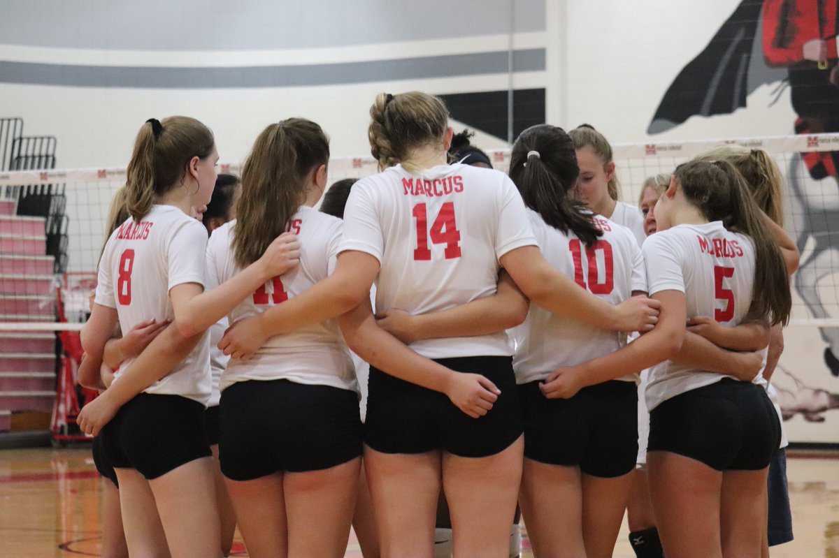 laurenshumway11's tweet image. First home game of the season was a success!🤩❣️🏐