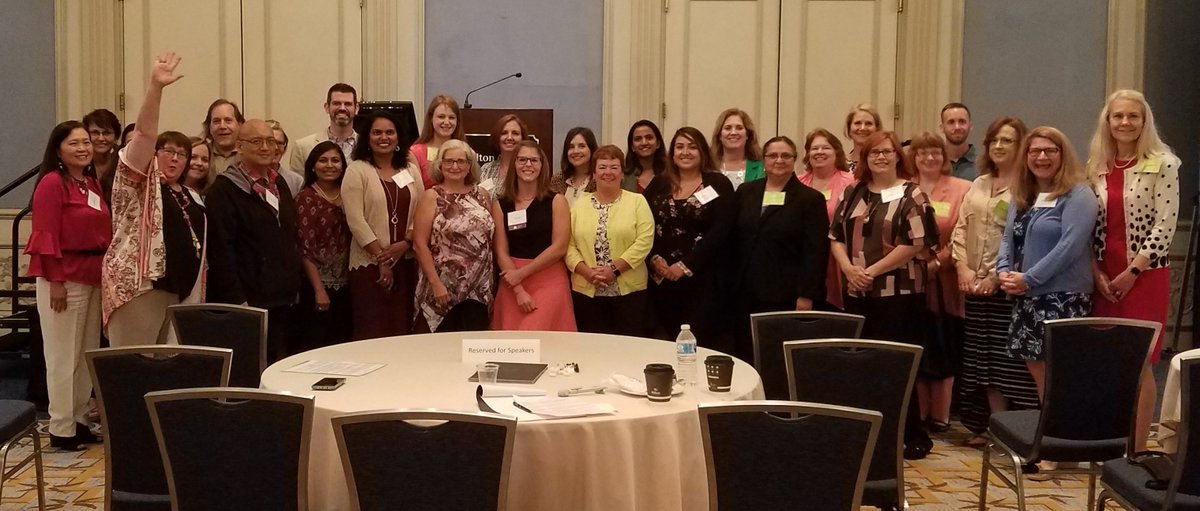 NeuroNursesAANN's tweet image. The AANN membership is well represented at the International Neuroscience Nursing Research Symposium! Look at all of this brain power!  #UTSWbrain #neuronurses