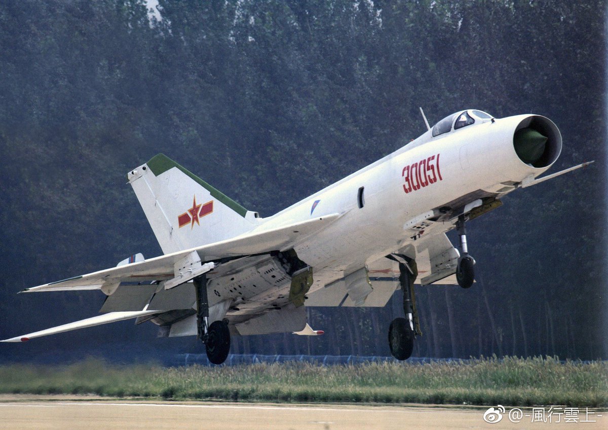 Taepodong Official Account On J 7c D Even The Head Master Of Chengdu Aircraft Design Institute Developer Of J 7c D Said J 8 Is A Better Plane It Just Needs The Radar Of J 7