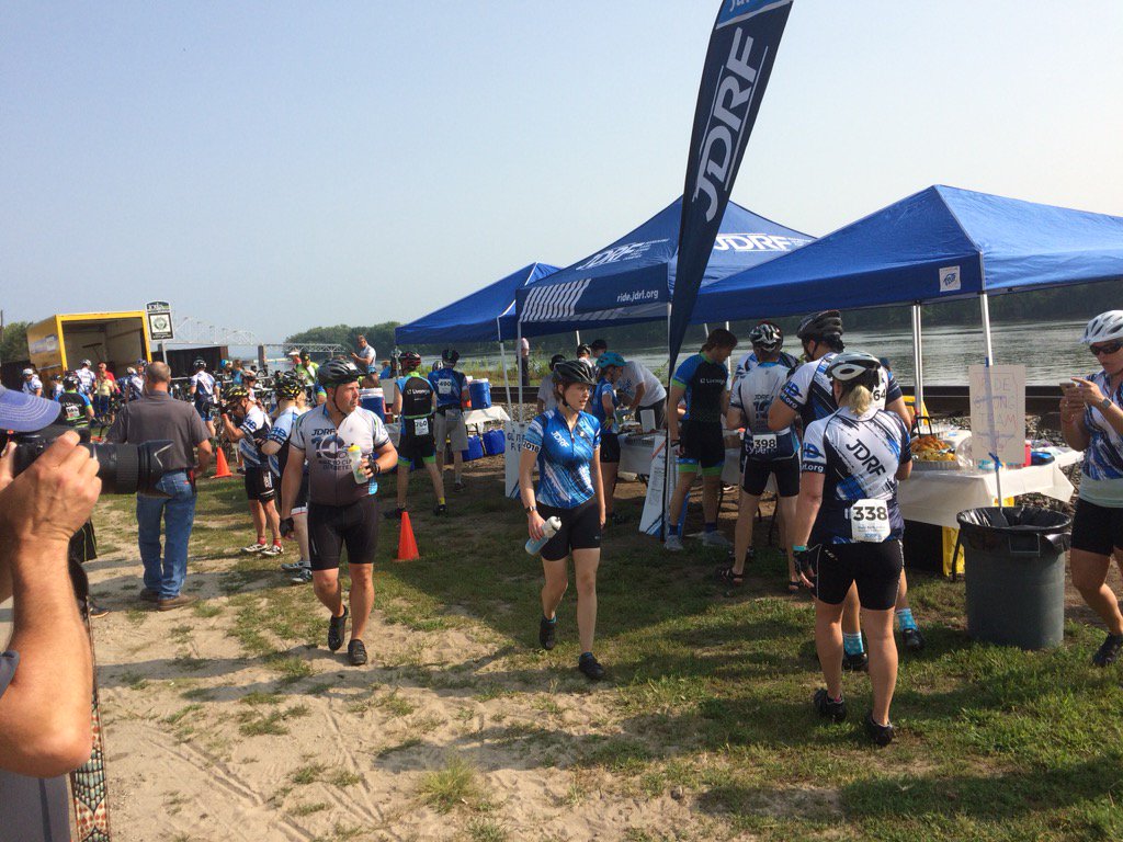 pjslinger's tweet image. Rest stop 3! #jdrfride