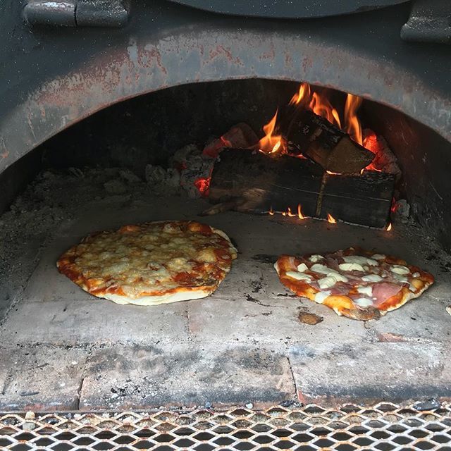 stormstein's tweet image. Pizza ift.tt/2Ou7dpL