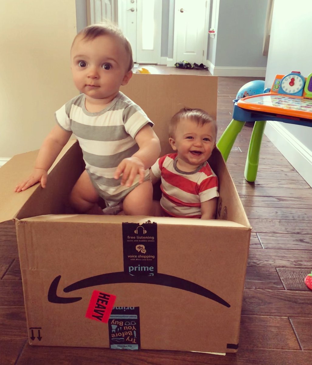 Quinten &amp; Ethan also get excited when at <a href="/amazon/">Amazon</a> box arrives! #whoneedstoys #amazonforthewin 💙💙