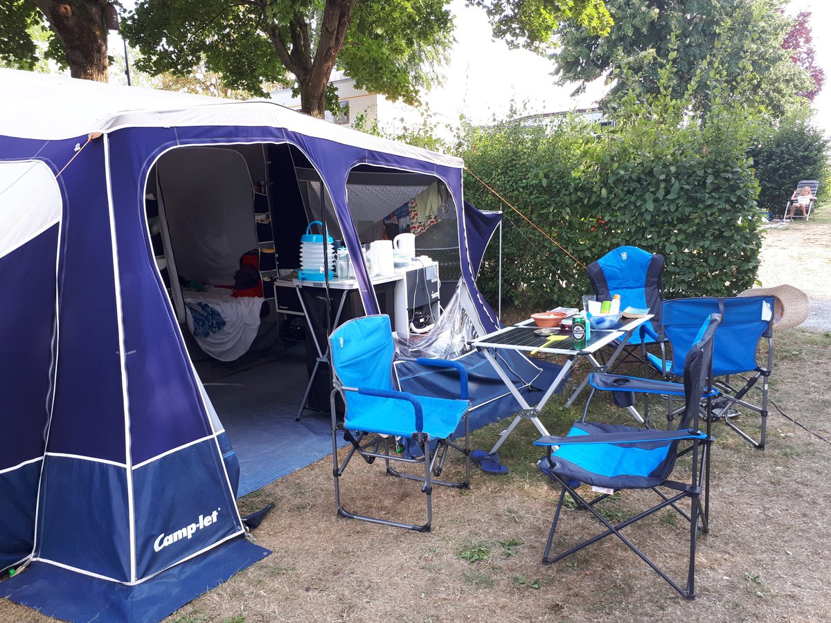 deacon_shaped's tweet photo. Coming towards the end of a fantastic 2.5 weeks in Luxembourg, Germany and France with our #camplet trailer tent, Bert. Amazing weather & company....lots of books read, pools swum and cake eaten....#smithsontour #campletlife #familyfun https://t.co/0S55Pyxejb