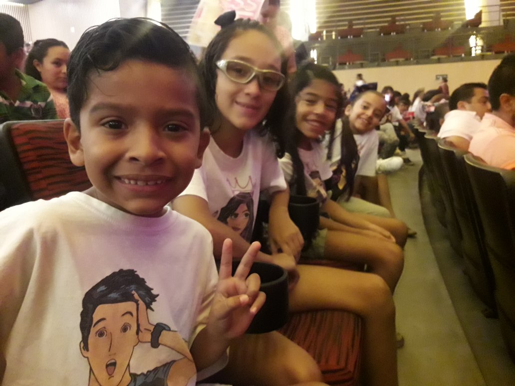 adrirdz2126's tweet photo. #girapolinesia https://t.co/mZOkMc7UFe