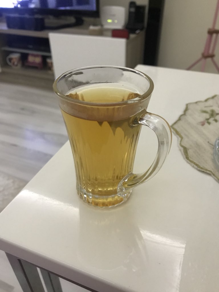 1-Benim ıhlamurum hazır. Sizde çayları kahveleri alın başlıyoruz. 

Son ekonomik sarsıntı sonrası Türkiye neler yapabilir?

Sabah yolladığınız görüşlerin tümünü okudum. Tek tek hepinize teşekkür ederim.

İşte flood!...