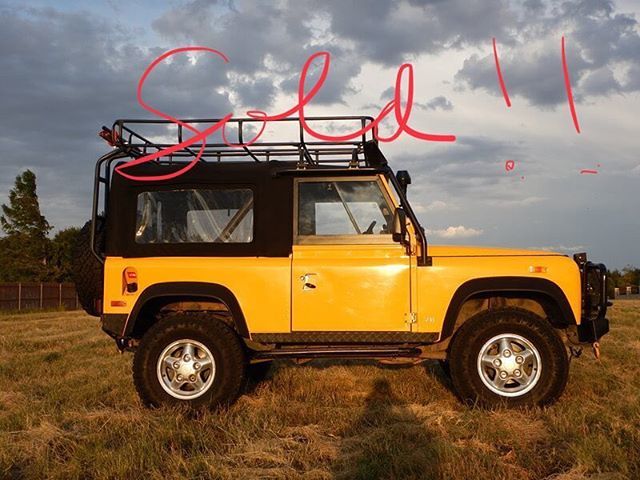 SecondDailyLLC's tweet photo. Our AA Yellow sold ... we have clients looking for clean NAS D90’s. Contact us if you are considering selling. #defender90 #landrover #boss #d90 #defenderforsale #vintage4x4 #seconddaily #drivefundaily https://t.co/eHmT9rEM7C https://t.co/HZ79QZhHHF
