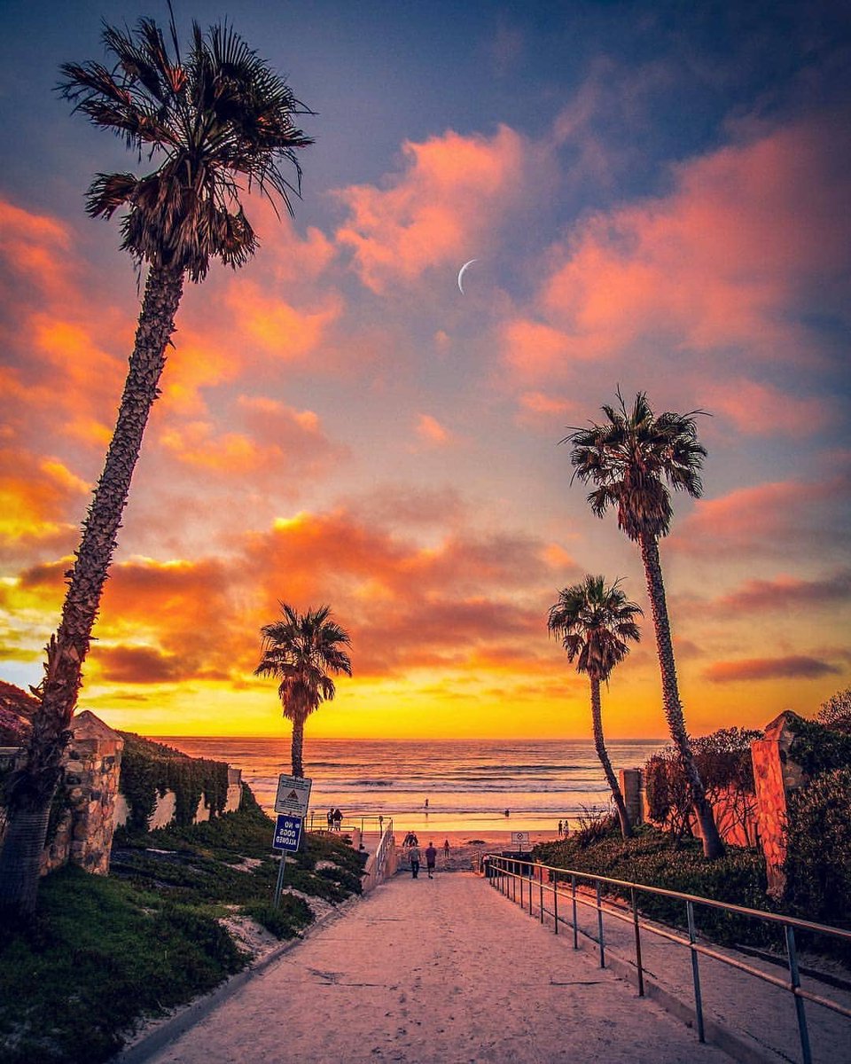 visual_supply's tweet image. Amazing skies 🔥