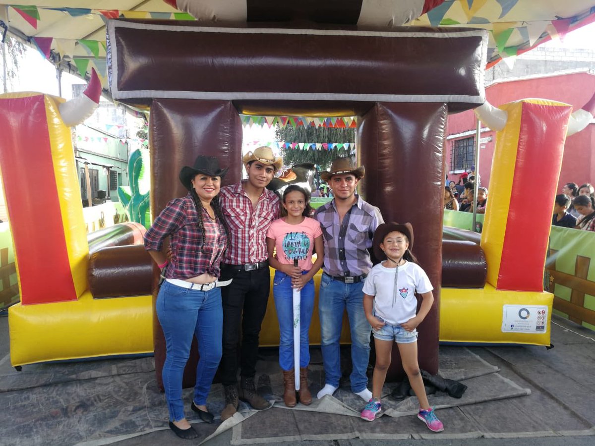 muniguate's tweet image. Divertí Muni con innovación de Juego Nuevo El Torito Mecánico gracias a la Sub-Direccion de Atención a las Comunidades Precarias y Alcaldía Auxiliar #Zona5 En Colonia El Edén. 

#GuatemalaValeLaPena