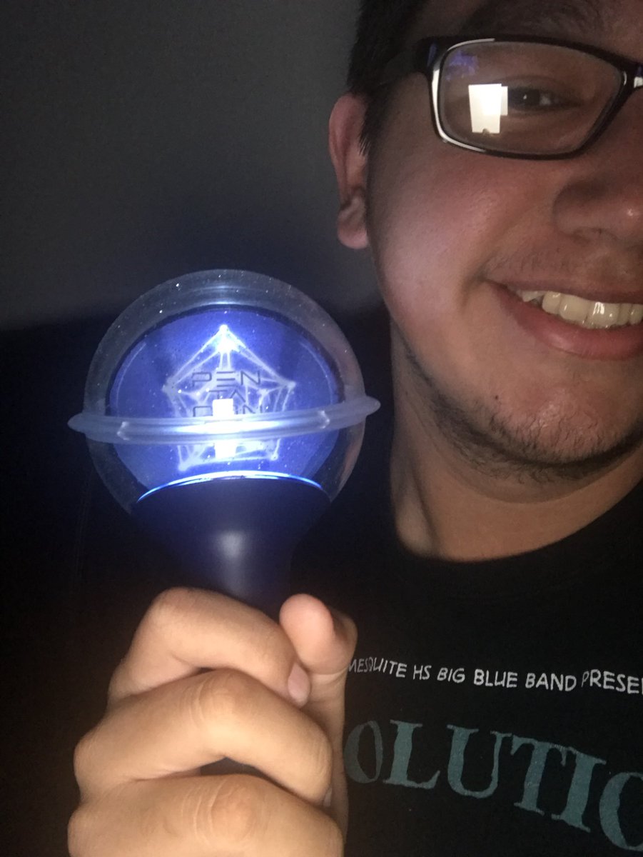 Ieezi17's tweet photo. Pentagon concert at my house! All universe are invited. #SupportPentagon #HereForPentagon https://t.co/21UmNlR0On