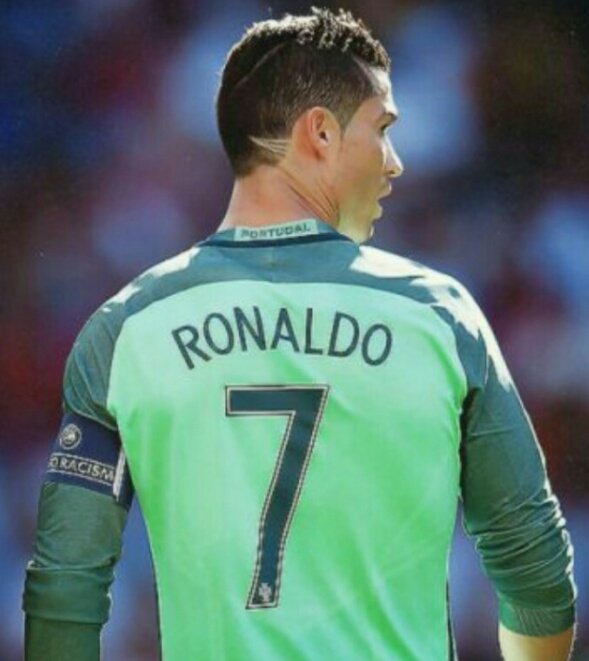 Spurs_UNIF's tweet photo. J2 Eurocopa
ITA 1-2 POR

2'⚽Chielini 👟 Verrati
87'⚽Cristiano Ronaldo 👟 Gelson Martins
90'⚽Ricardo Quaresma 👟 Joāo Moutinho

MVP:Cristiano Ronaldo https://t.co/Kdq5YE9cD2