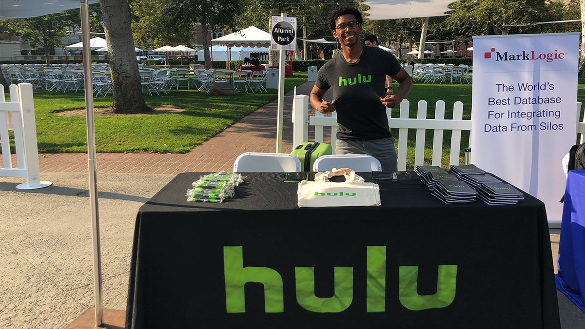 LifeAtHulu's tweet photo. We're here at #BigDataDayLA! Come see us and let's talk jobs @hulu. #PoweringPlay https://t.co/hlx6RPppdr