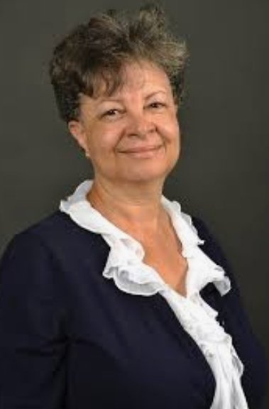 _DrNiCole's tweet photo. Dr. Beverly J. Vandiver reminds us that each member of the panel did powerful #SocialJustice research in unity with communities AND earned tenure while doing so!
#APA2018 #APADiv45 .@WesternMichU
.@ScholarsForSJ https://t.co/K5Qlq751iI