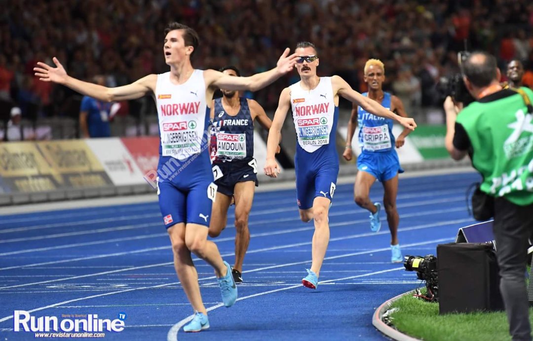 runonline_'s tweet photo. 💫💫 T-R-E-M-E-N-D-O 💫💫 
"Aquí estoy yo, soy Jakob Ingebrigtsen"

Consigue ser el CAMPEÓN DE EUROPA más joven por segunda vez consecutiva en menos de 24 horas.

17 añitos y suma dos medallas en #Berlin2018

🎖 1.500 m.l - 3:38.10
🎖 5.000 m.l -  13:17.03 RÉCORD 🇪🇺EUROPA U20 https://t.co/PUxOAfBqoV