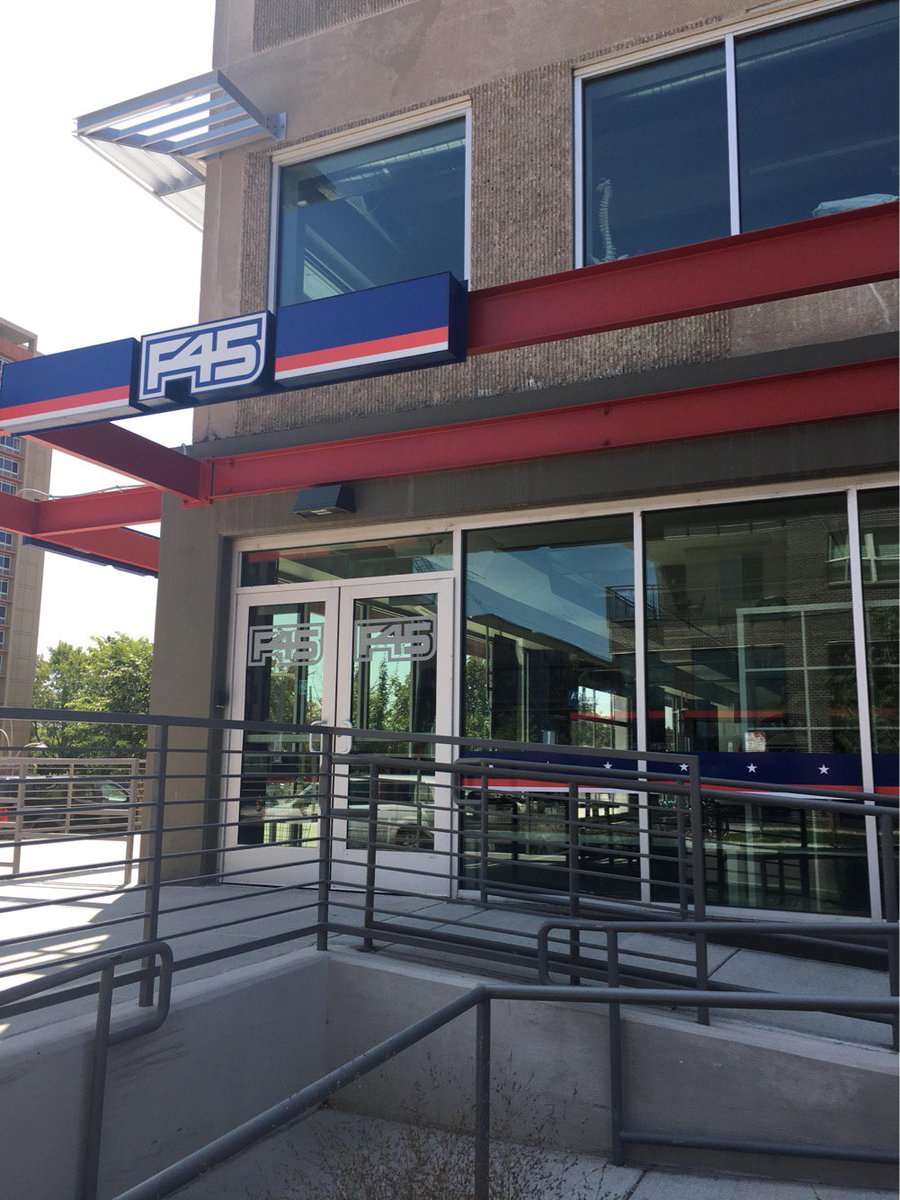 Get your fitness on @f45_training_sloanslake 🙌
They're in the neighborhood! #sloanslaketownhomes 
Visit our website for project details and neighborhood pictures 👍 #sloanslife #perryrowatsloans