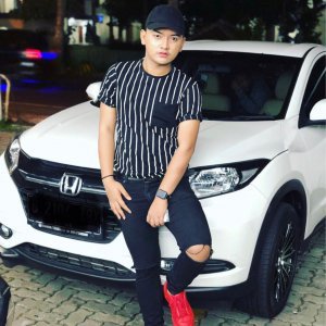 coolkahfi's tweet photo. OMG! You have to see this. #BIGOLIVE >  .  
https://t.co/Czg1btsstP https://t.co/aWEzyTieEX