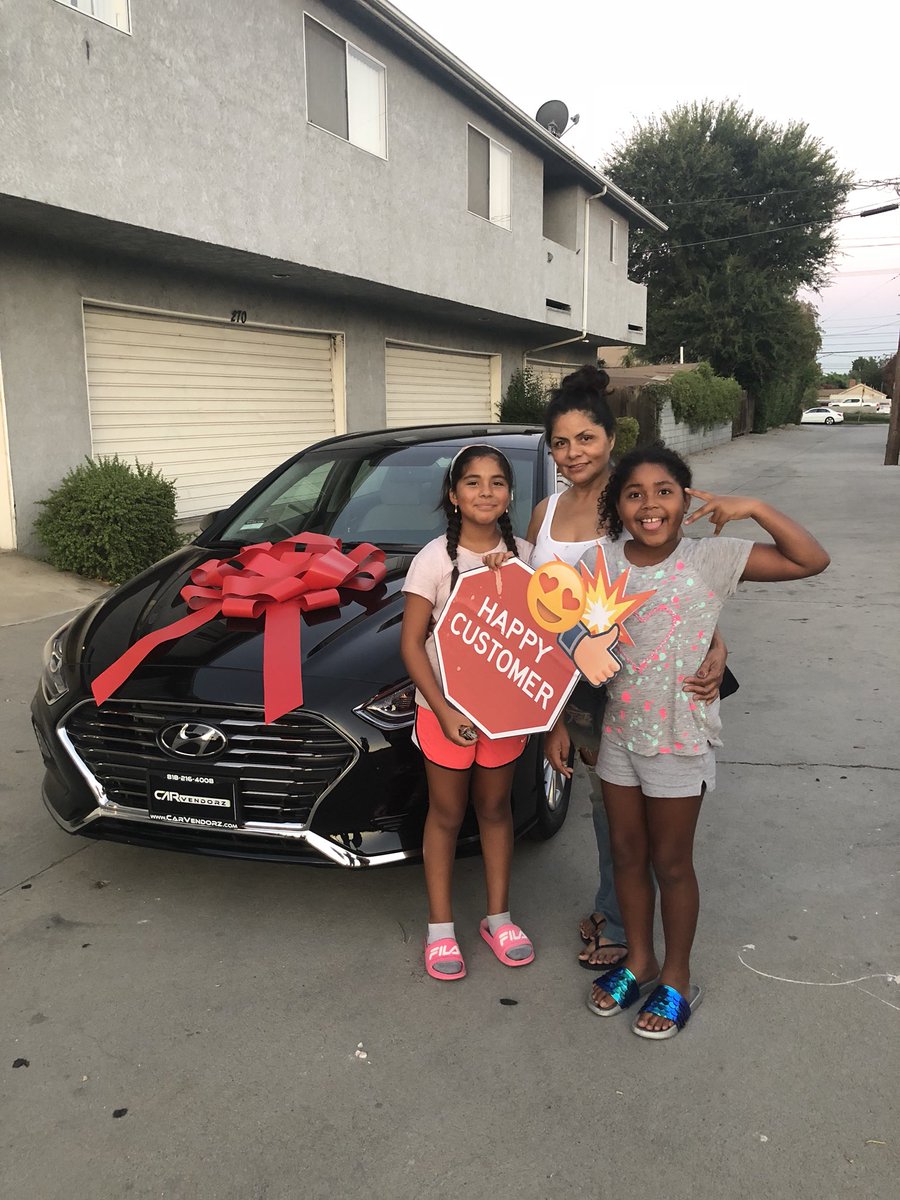CarVendorz's tweet photo. 🚨Happy Cutomer Alert🚨 
Congrats to our new #CarVendorz customers with their 2018 #hyundai #sonata Yes, we work with any credit and can lease or purchase any make and model at wholesale price. Your new 🚗 is only a 📞 away! https://t.co/0vQkWmnFxt