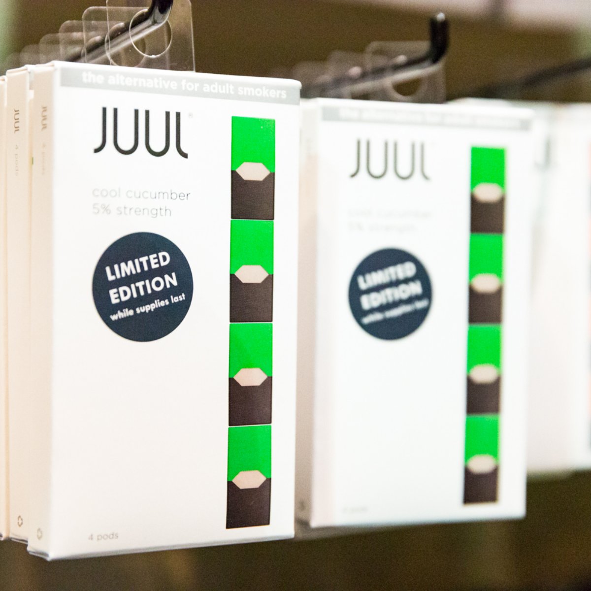 The crown Juuls. #vapestagram #americanvapecos #vape #vapenation #vapeporn #vapestore #vapesociety