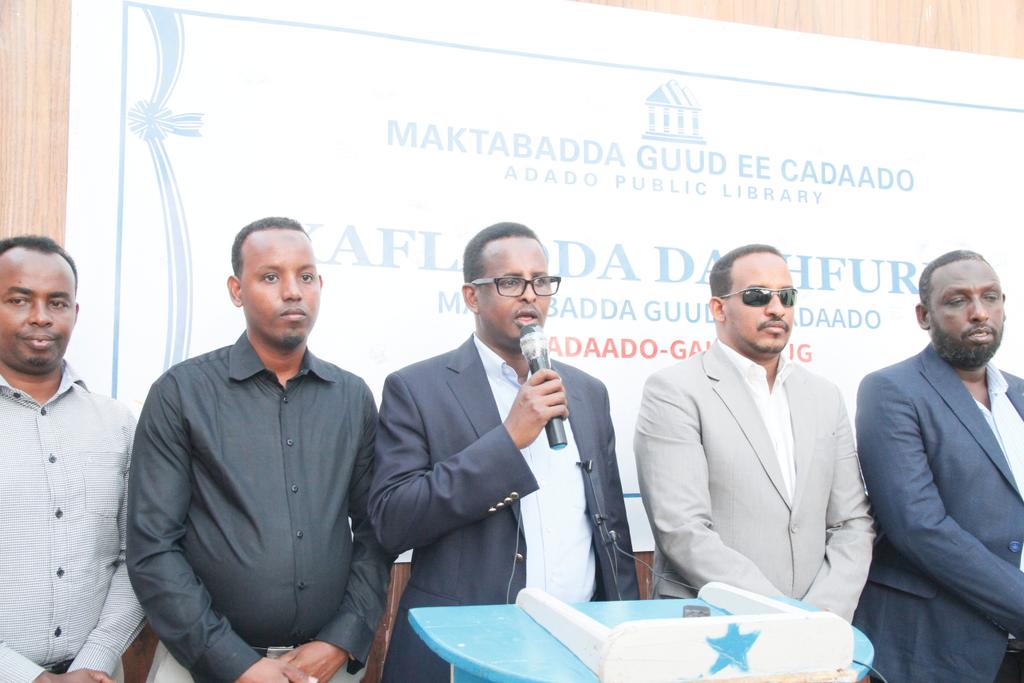ceelhuuronline's tweet photo. #Cadaado #LibraryOpened kudos @SenatorAbshir
#AdadoIsReading
#AdadoPublicLibrary
#MaktabaddaCadaado https://t.co/UrVeMz2kRP