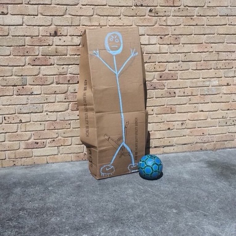 cm4soccer's tweet photo. #LifeAdviceIn5Words

I Need Camp To Start

When your dad is too scared to play in goal while you shoot around so he makes you this...at least camp starts in #2days 😁 #CM4Soccer #soccer #dads #summer #longisland https://t.co/vslzb3Qw9n