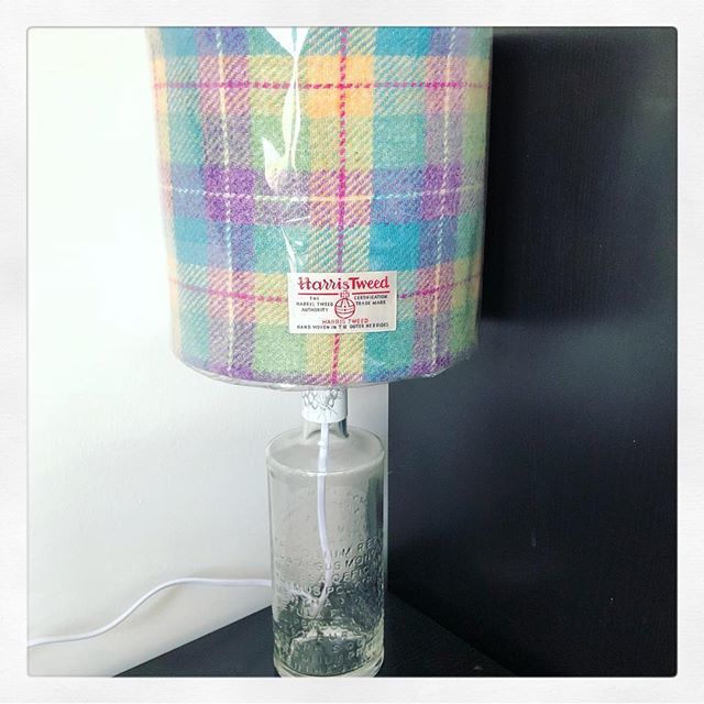 GoodlassUK's tweet photo. New things coming soon, including gin bottle lamps like this beaut.This one will be coming with me to @defenderjam next Saturday.
❤️
🧡
💛
💚
💙
💜
#goodlass #GlasgowEtsy #Defenderjam #HarrisTweed #Gin #GinBottleLamp #TheBotanist #glasgow #BotanistGin… https://t.co/pJscMqKBm3 https://t.co/Sd2FRuhNbD
