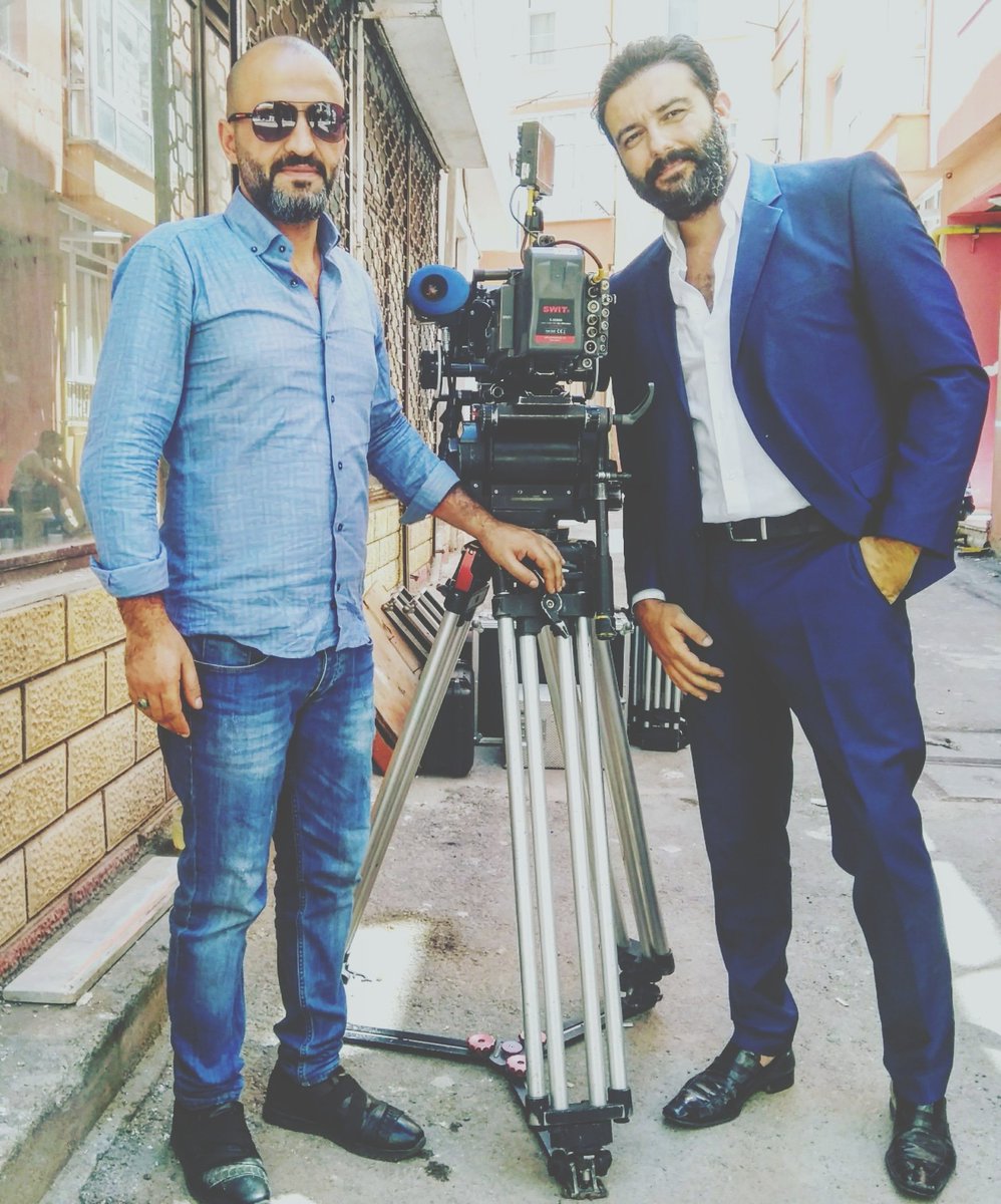 mehmet_can_gul's tweet photo. #baturalp #sinema #filmi #setinden #kareler #komedi #aksiyon 🎬📽️ https://t.co/WpZPJC0hNj