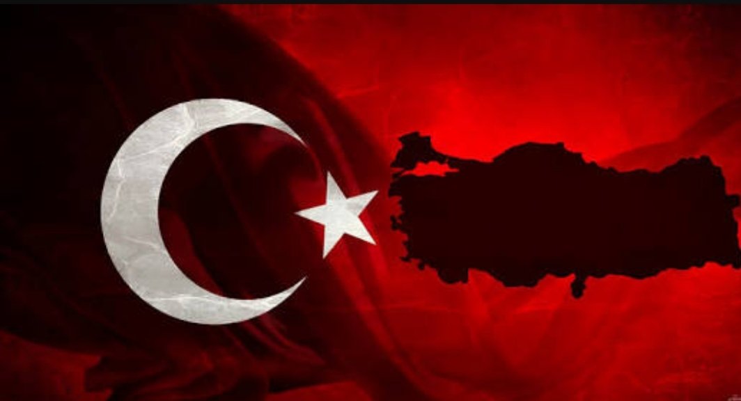 ibrahim_Almoglu's tweet photo. "Allahım kulluğu yalnız sana yapar, yardımı yalnız senden isteriz." Ne olur Yarabbi bu inancımız doğrultusunda yardımını bizden esirgeme ve beklentilerimizi boşa çıkarma. Zalimlere karşı Ülkemizi ve milletimizi muzaffer kıl Allahım. #Kazanacağız https://t.co/OEoppEkX9j