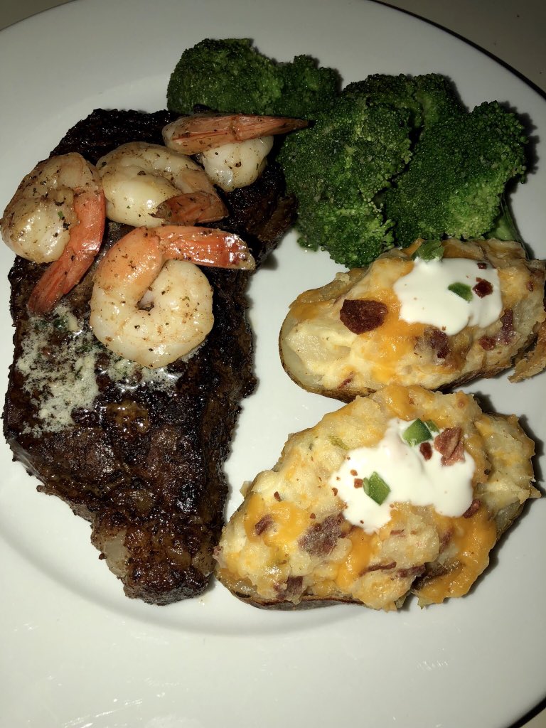 ChefStretch's tweet photo. Strip Steak, Topped w Shrimp, w Twice Baked Potatoes, and Broccoli https://t.co/PQsUkljQJ6