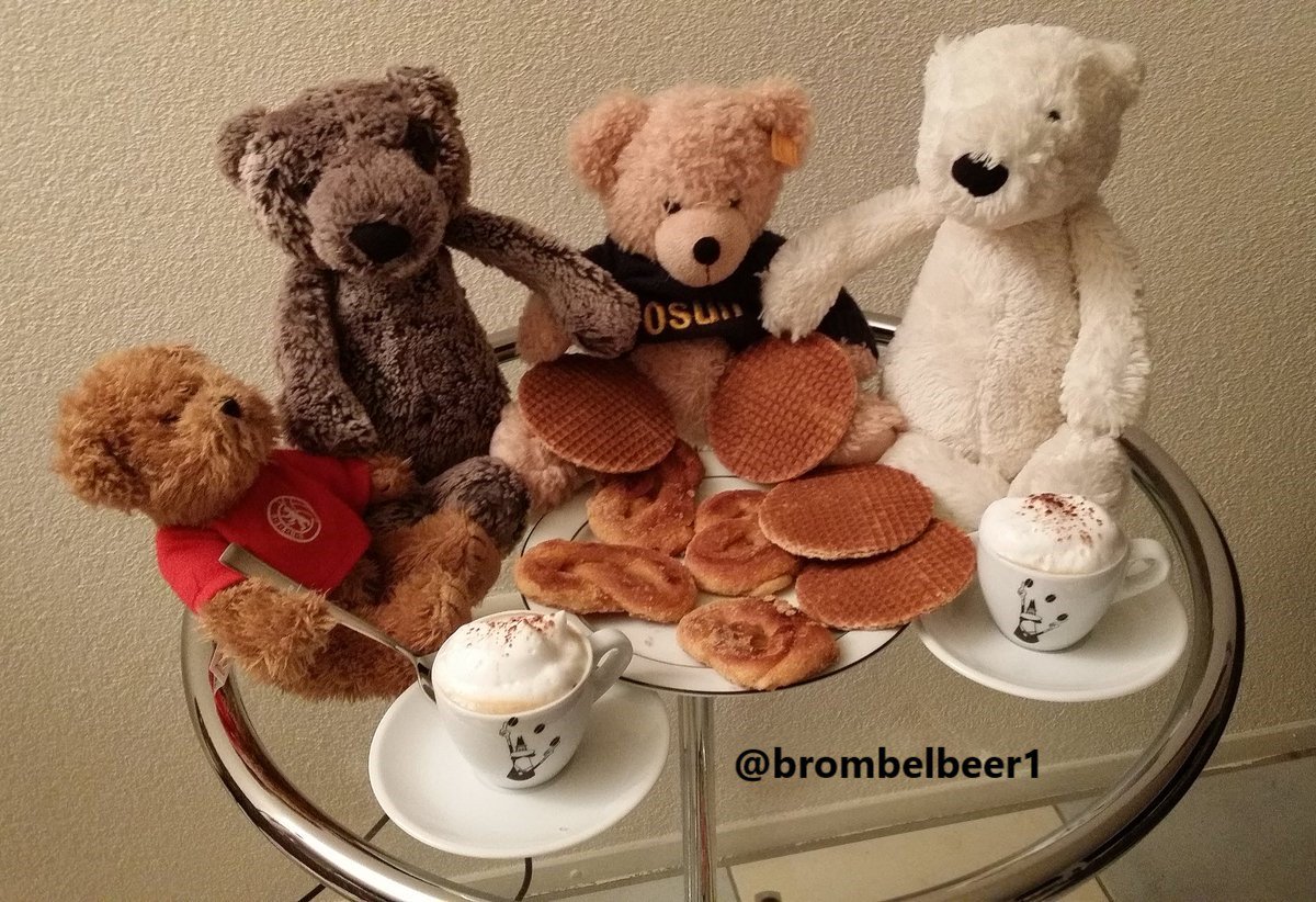 bigjohnbear's tweet photo. Next the winner of the #BearWeekFriends photo competition.....
#bearweek
Well done to...........................................................................................
@brombelbeer1 ππππππππππππππππππππ
Life is better with friends & stroopwafel! https://t.co/BjTeBzSl1c
