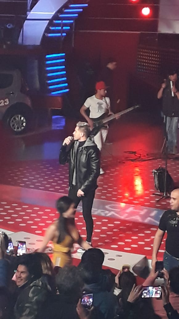 yolytorres20's tweet photo. De alguna manera siempre estamos!!! @CHILI_FZ y el ❤ siempre presentes!!! @SomosUnoCFIII 👏👏👏 https://t.co/5WfnVLllni