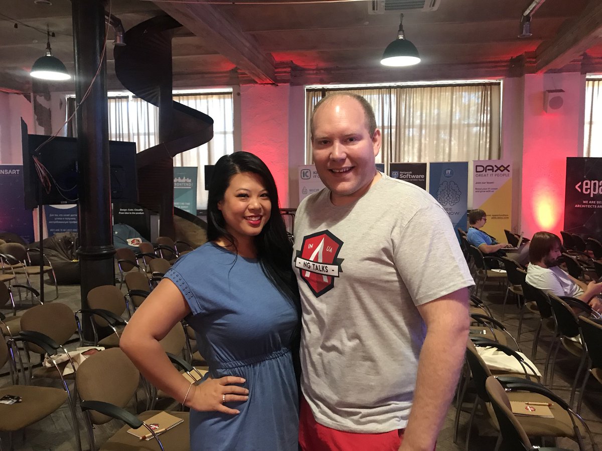 ladyleet's tweet photo. Look at these three pictures very carefully. What’s different? 😂 thanks for hanging out at @ngtalks_ua @ZChapple! If it weren’t for you I wouldn’t get to work with @valorkin all the time :-) #ngtalks #angular https://t.co/Gdd55Ktk6W
