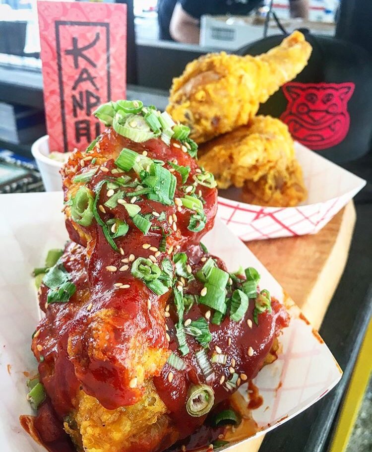 Come catch us at the Waterfront market til the end of Sunday... cause Ontario Place with our Chicken is super nostalgic.