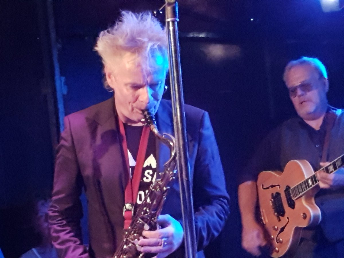 NeldeKam's tweet photo. Heerlijke editie 2018 @deparade #inUtrecht o.m. door @slapstick_wb &amp; weergaloze JAZZ #BorisvanderLek &amp; #JulesDeelder https://t.co/MzYO0WDwSz