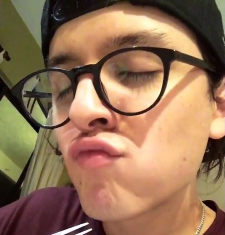 erickeyesmile's tweet photo. Pikito pa' las falsas ahre 😂❤
#CNCOWNERS #TeenChoiceWarner #ChoiceFandom #TeenChoice https://t.co/z4HqiY4slx