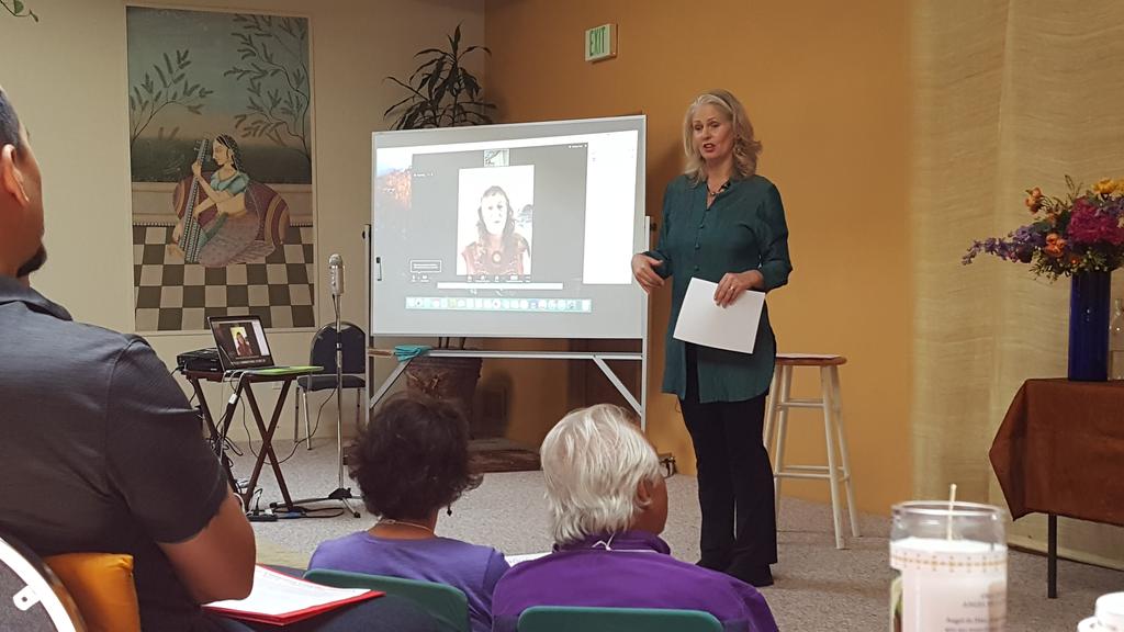 JEAlford's tweet image. @KimiAvary's workshop. Learning loads about #ConsciousCouples.