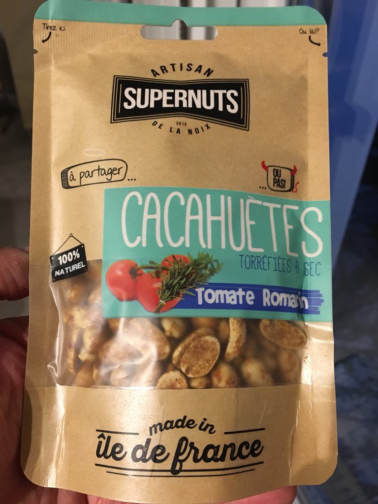 CeluiOu's tweet photo. Ce soir, je teste les cacahuètes tomates et romarin de @Atelier_78, miam. Elle sont excellentes, je recommande l’apéro #madeiledefrance ! 😉🇫🇷 https://t.co/UwDGEinaYM