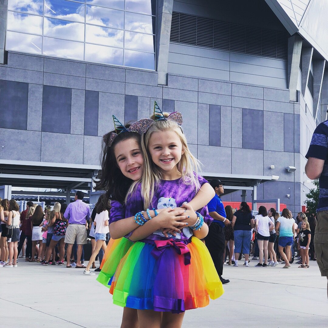 ashley_mp's tweet photo. Ready for it! Repping #oliviaswift for their first concert @taylorswift13. Ready for the best night of their young lives (and ours)! @taylornation13 #reptouratlanta #reptour #reptouratlantanight2 #swifties #screamingcolor https://t.co/d3OIMqIH0l