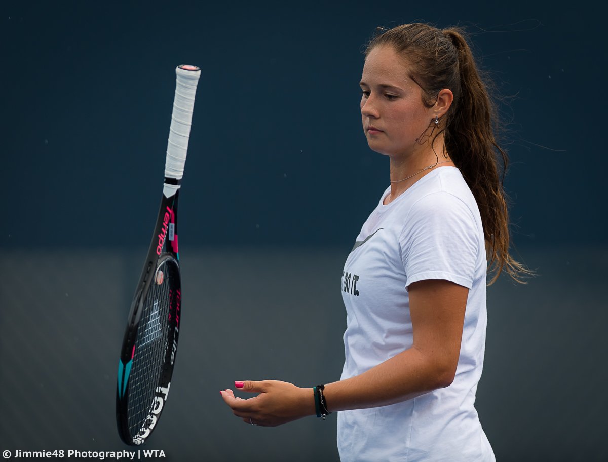 DARIA KASATKINA - Página 26 DkWfcVjUcAUf6Fu