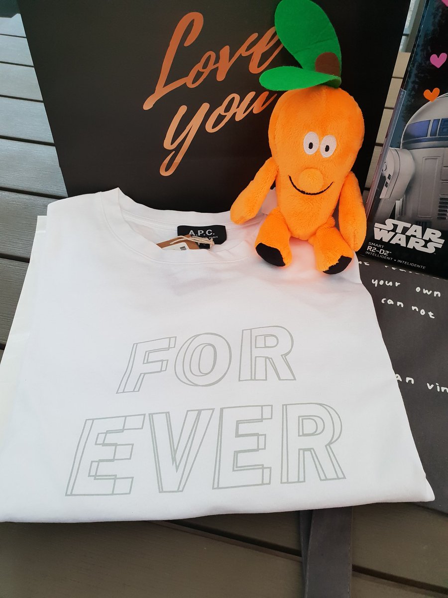 ผู้หญิงของดุสิต❤ tweet media