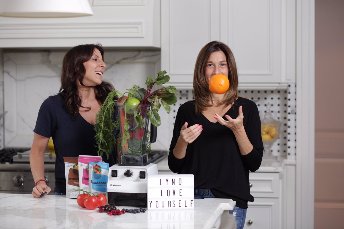 Lynq is the secret to success! Join <a href="/Hyatt/">hyatt</a> Hotels next week at @Incentive_Works and sample their new drinks #Braniac and #Beaute!
Win a Lynq basket of goodies and a Hyatt gift certificate to one of their fabulous resorts. Be smart, eat smart, book Hyatt! #IWShow #Hyattloveslynq