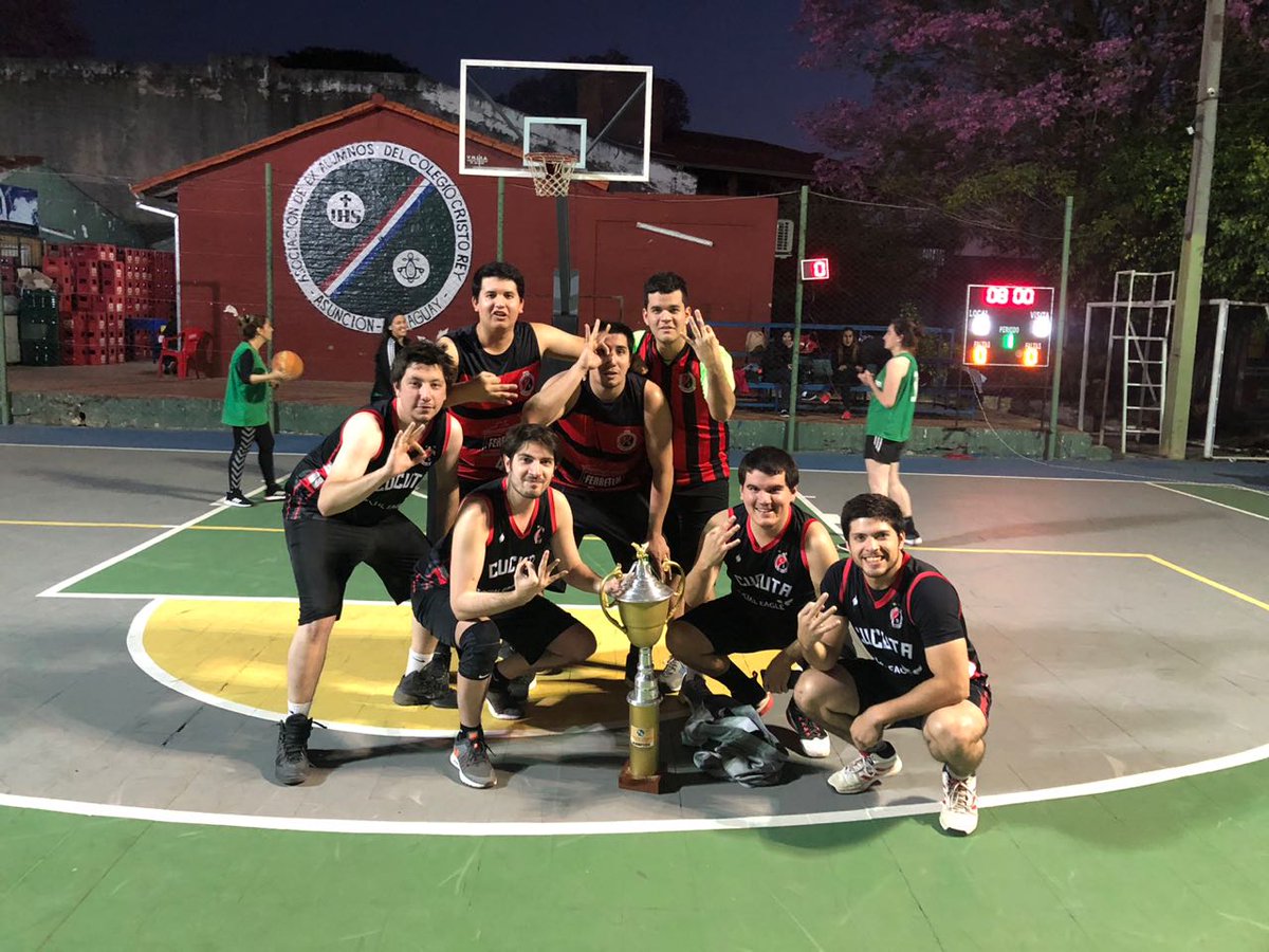 Queremos felicitar a los muchachos del #CúcutaBC por una nueva consagración en el torneo de basketball del <a href="/cristoreyexa/">Aso Exa Cristo Rey</a>, categoría Juvenil. ¡Salud, tricampeones! 🏀👌🏆🏆🏆 #TamoJunto