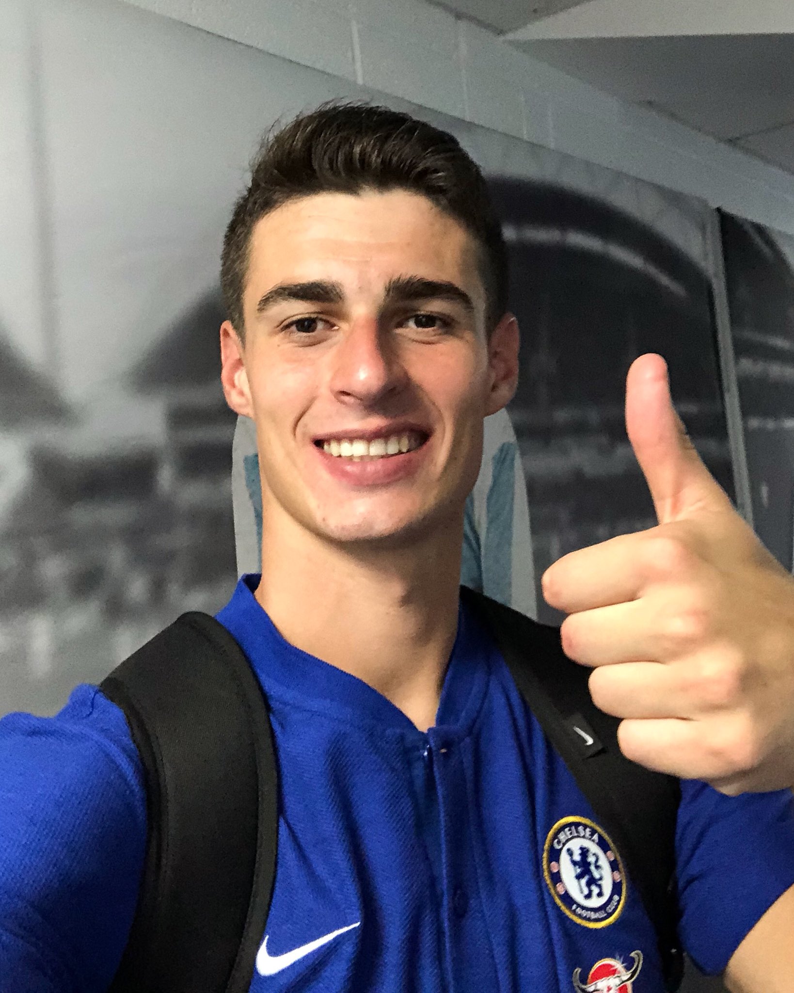 DkWkbDyW4AEbUmj.jpg:large