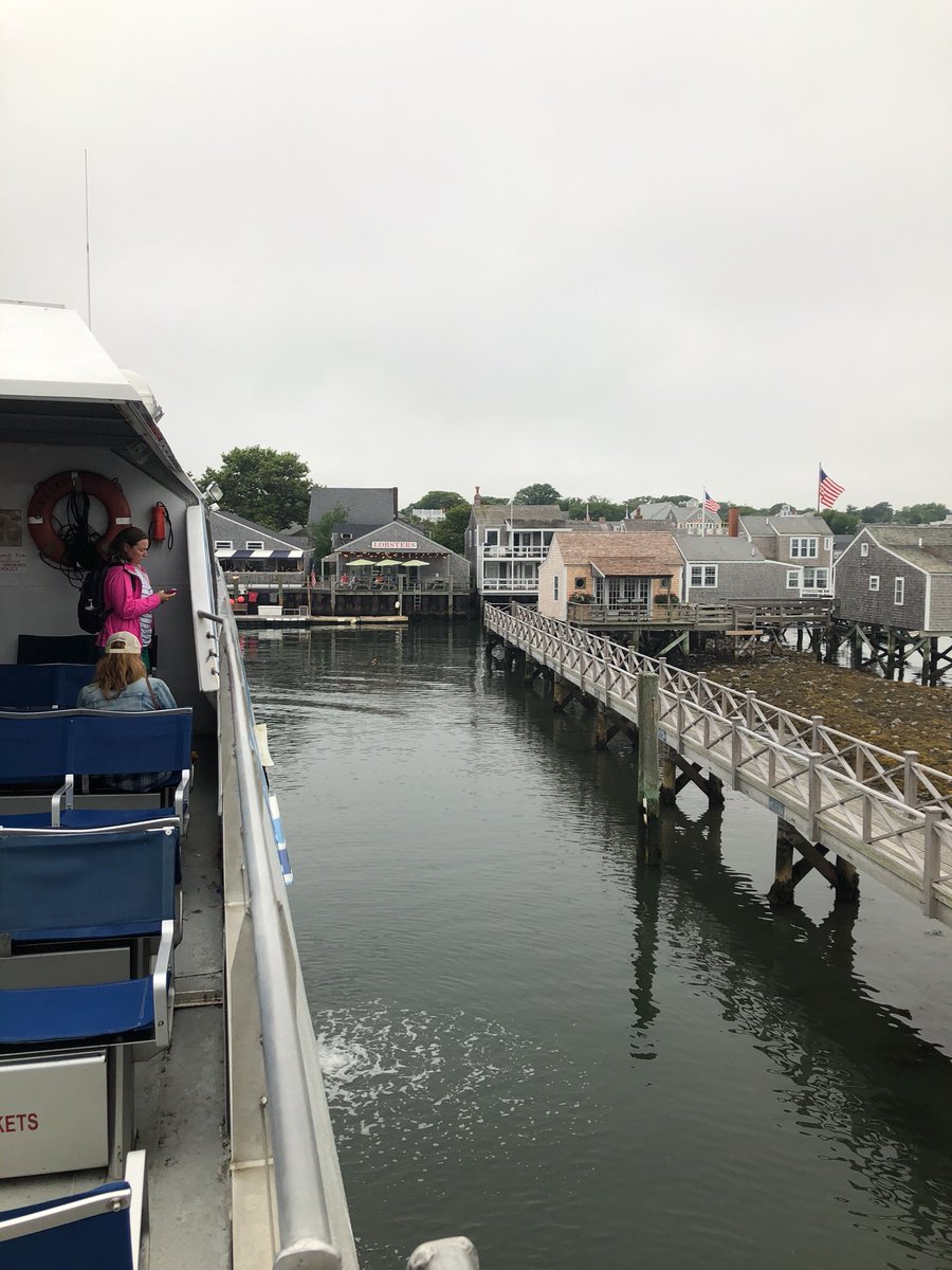 twrobison's tweet photo. Just pulled into Nantucket, feeling like a rich bitch https://t.co/OpAH0Bhffa