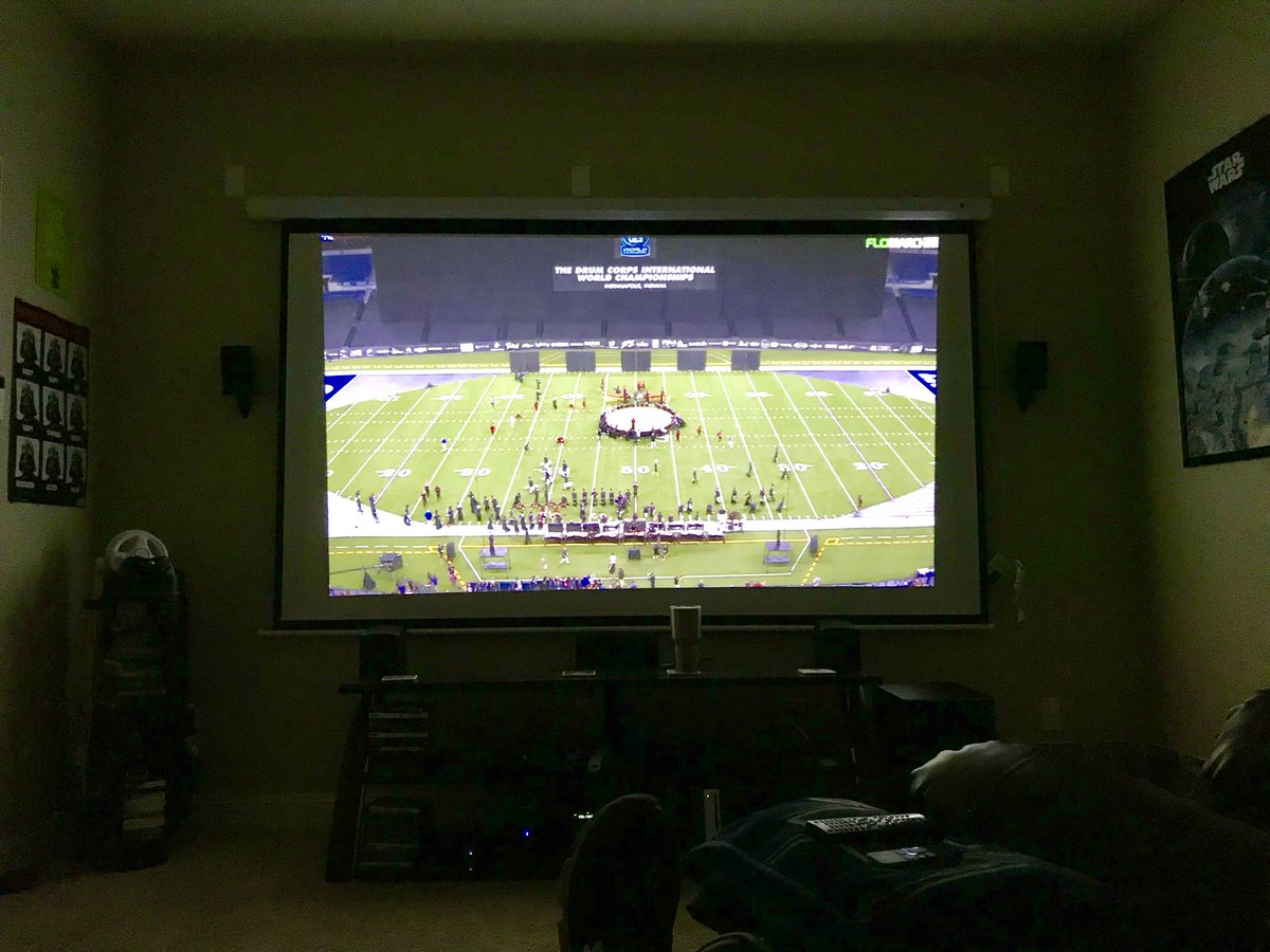 salvago's tweet photo. @CouchmenDBC  DCI for the evening!!! https://t.co/kKOFZrrTwv