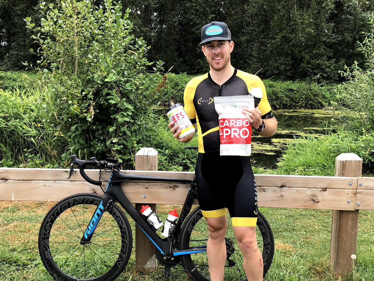 DCDollo's tweet photo. A good fun day of racing with @UnitedVelo masters. Took a wrong turn on the TT course, but snagged the booby prize for 13th place 👌  #SplitMangoRacing #SupportLocal #Grassroots https://t.co/3XjWt5Pa3L