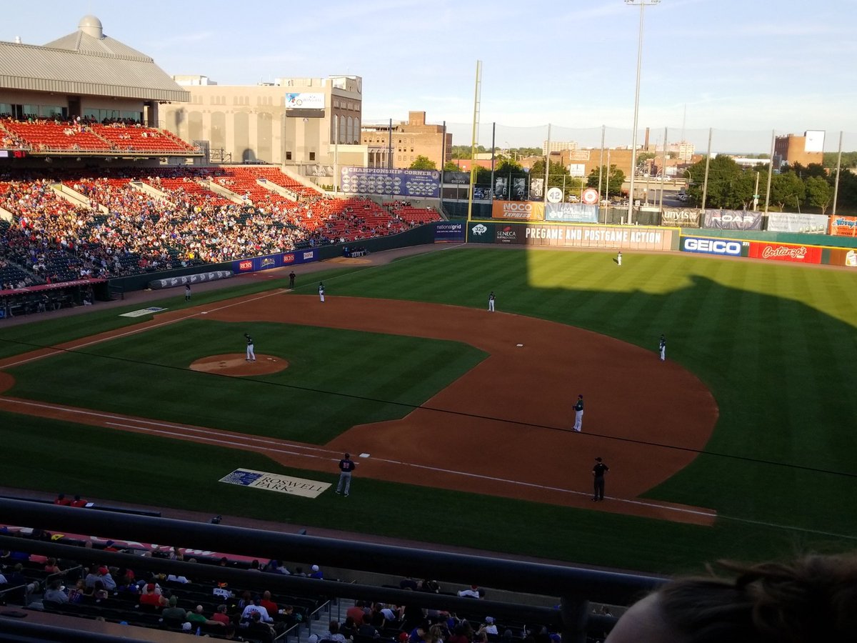 CapenthePug's tweet photo. Its Superhero night for the @BuffaloBisons! Mama and Papi promised to bring me a hot dog after the game!! https://t.co/EaO2WyQW0q